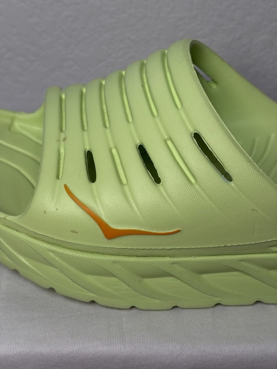 HOKA Ora Recovery Slides Lime Green Comfort Sandals Unisex Men10 Women12 Slip On main image 7